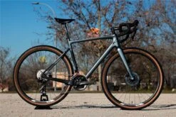BICICLETA GRAVEL MEGAMO WEST 15 2023