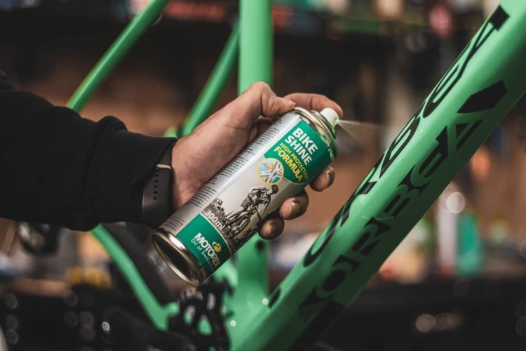 MOTOREX BIKE SHINE SPRAY 300ML - Imagen 2